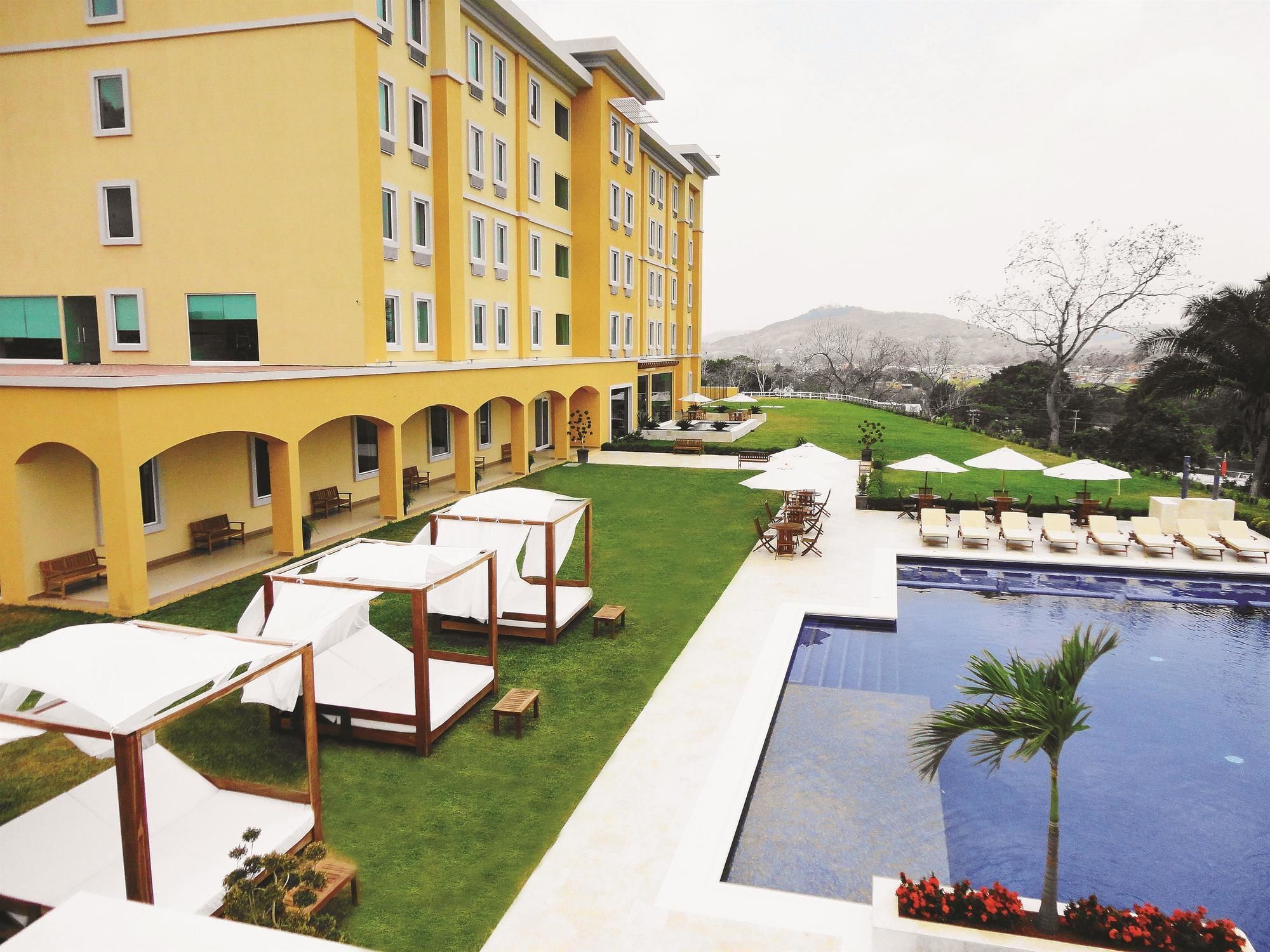 La Quinta By Wyndham Poza Rica Hotell Eksteriør bilde